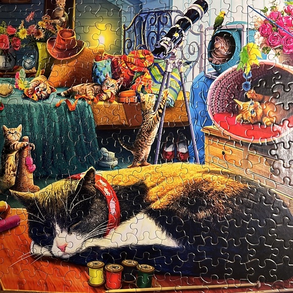 🧩 550 piece Ceaco Paws Gone Wild “Kitten Play” with poster. Adorable. Complete. - Picture 7 of 12